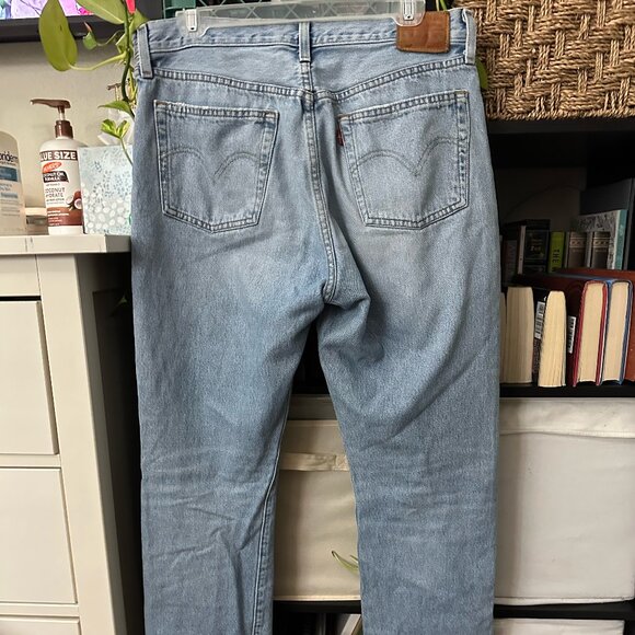 Levi's 501 Jeans - Picture 5 of 7